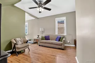 4166 Schiller Pl, Saint Louis, MO 63116 - Photo 6