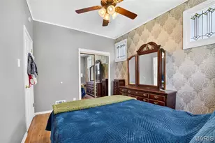 4166 Schiller Pl, Saint Louis, MO 63116 - Photo 12