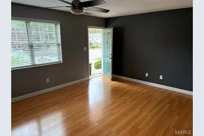 1520 E Swan Circle, Brentwood, MO 63144 - Photo 2