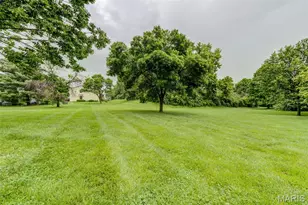 1504 Surrey Ln, Saint Charles, MO 63304 - Photo 32
