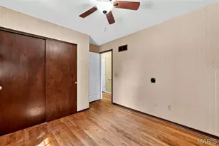 908 Devonshire Ln, Saint Charles, MO 63301 - Photo 18