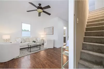 7101 Lindenwood Place, Saint Louis, MO 63109 - Photo 8