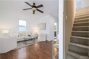 7101 Lindenwood Pl, Saint Louis, MO 63109 - Photo 8