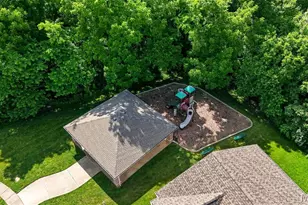 225 Flint Brook Dr, O'Fallon, MO 63366 - Photo 6