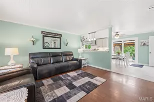 314 Capri Dr, O'Fallon, MO 63366 - Photo 8
