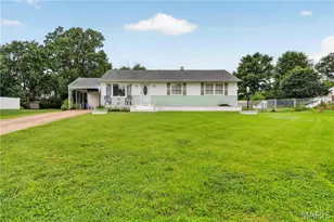 10032 Meadowfield Ln, Saint Louis, MO 63128 - Photo 14