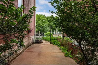 2012 Lafayette Avenue, Saint Louis, MO 63104 - Photo 96