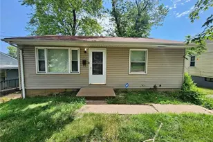 5952 Hancock Ave, Berkeley, MO 63134 - Photo 1