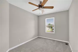 110 Aspencade Cir, Saint Peters, MO 63376 - Photo 14