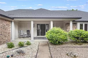 216 Whiting Ln, Clarkson Valley, MO 63005 - Photo 2