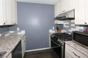 4221 Meadowgreen Trails Dr, Saint Louis, MO 63129 - Photo 8