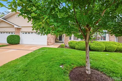 183 Southern Oaks Court #11B, Saint Charles, MO 63303 - Photo 4