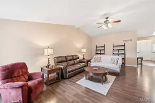 183 Southern Oaks Ct, Saint Charles, MO 63303 - Photo 14