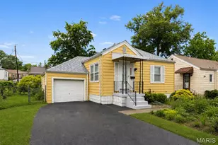 3557 St Joachim Ln, Saint Ann, MO 63074 - Photo 2