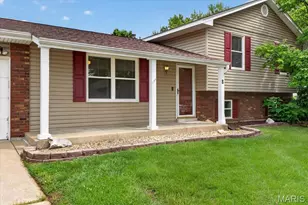 8 Vanguard Dr, Saint Peters, MO 63376 - Photo 2