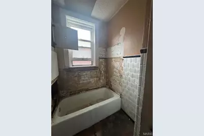 4224 N Florissant Avenue, Saint Louis, MO 63107 - Photo 10
