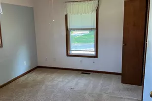 321 W Hamilton St, Palmyra, MO 63461 - Photo 22