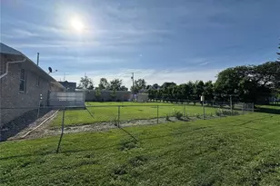 321 W Hamilton St, Palmyra, MO 63461 - Photo 12
