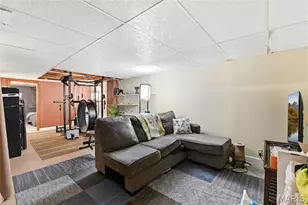 1901 Croftdale Dr, Florissant, MO 63031 - Photo 18