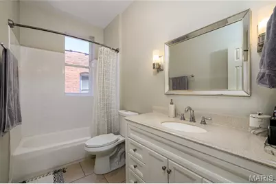 4036 Shaw Boulevard, Saint Louis, MO 63110 - Photo 34