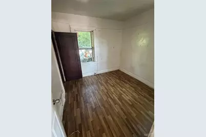4117 Jennings Station Road, Pine Lawn, MO 63121 - Photo 6