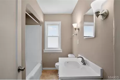 448 Georgia Avenue, Saint Louis, MO 63135 - Photo 14