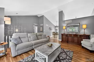 2454 Maple Crossing Dr, Wildwood, MO 63011 - Photo 6