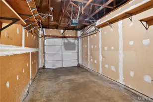 12071 El Camara Dr, Florissant, MO 63033 - Photo 30