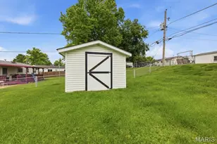 12057 Renaissance Dr, Maryland Heights, MO 63043 - Photo 32