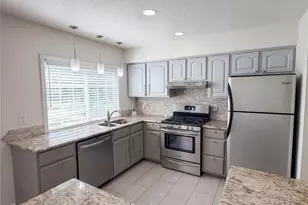 13451 Land O Woods Dr, Saint Louis, MO 63141 - Photo 2