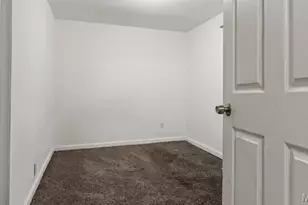 312 Superior Dr, Ferguson, MO 63135 - Photo 8
