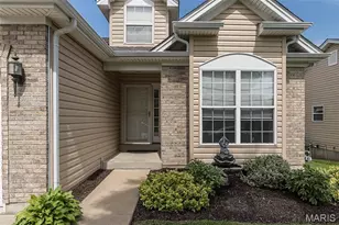 807 Elaine Dr, O'Fallon, MO 63366 - Photo 2