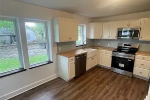 204 East McClurg Ave, Richland, MO 65556 - Photo 6