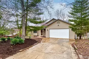 157 S Kings Rd, Lake Sherwood, MO 63357 - Photo 2