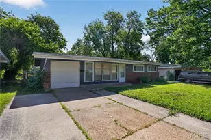 10744 Hallstead Dr, Saint Louis, MO 63136 - Photo 2
