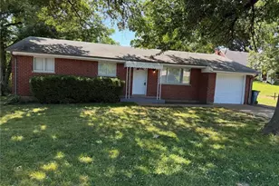 7230 Howdershell Rd, Hazelwood, MO 63042 - Photo 28