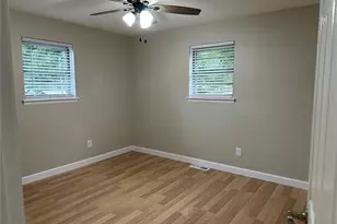 7230 Howdershell Rd, Hazelwood, MO 63042 - Photo 14