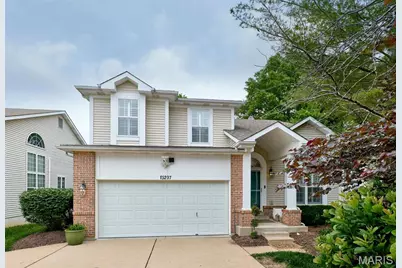 15207 Cambridge Terrace Court, Chesterfield, MO 63017 - Photo 1