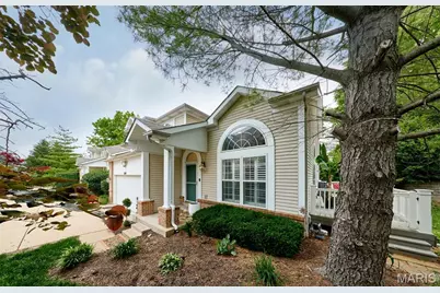 15207 Cambridge Terrace Court, Chesterfield, MO 63017 - Photo 2