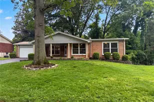 207 Renaldo Dr, Chesterfield, MO 63017 - Photo 20