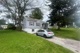 4508 Edmundson Rd, Saint Louis, MO 63134 - Photo 1