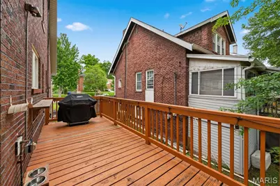 7368 Melrose Avenue, Saint Louis, MO 63130 - Photo 32