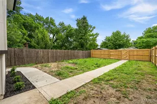 9840 Luna Ave, Saint Louis, MO 63125 - Photo 14