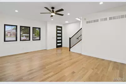 12430 Somerset Place Drive, Saint Louis, MO 63128 - Photo 6