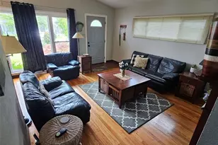 136 Monica Dr, Saint Louis, MO 63127 - Photo 4