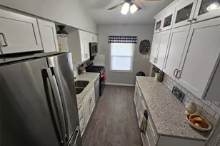 136 Monica Dr, Saint Louis, MO 63127 - Photo 8