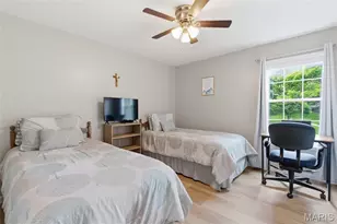 7600 Triwoods Dr, Shrewsbury, MO 63119 - Photo 14