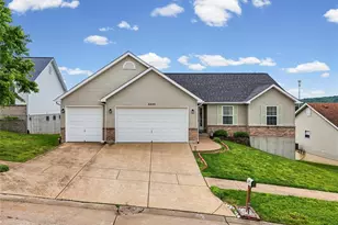 6440 Glenstone Dr, Imperial, MO 63052 - Photo 2