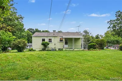 228 Newton Place, Ballwin, MO 63021 - Photo 12
