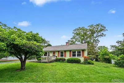 228 Newton Place, Ballwin, MO 63021 - Photo 2